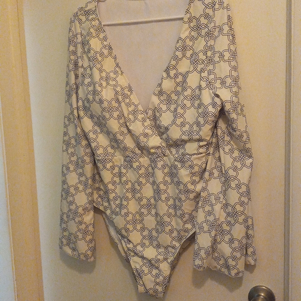 Long sleeve swimsuit